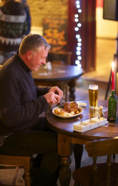 Jacobs Ladder Inn 팰머스 외부 사진